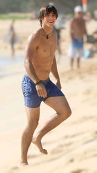 Brenton Thwaites in General Pictures, Uploaded by: Guest
