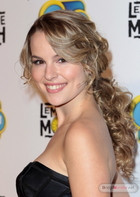 Bridgit Mendler : bridgit-mendler-1314464627.jpg