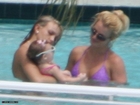 Britney Spears : TI4U_u1252143528.jpg