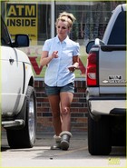 Britney Spears : britney-spears-1364762146.jpg