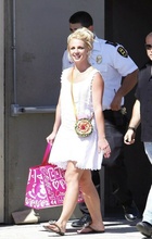 Britney Spears : britney-spears-1405806794.jpg