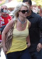 Britney Spears : britney_spears_1272166110.jpg