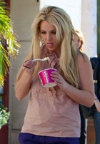 Britney Spears : britney_spears_1289877637.jpg