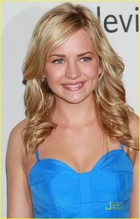 Britt Robertson : brittanyrobertson_1304664438.jpg