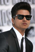 Bruno Mars : brunomars_1288541123.jpg