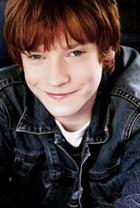 Calum Worthy : calum-worthy-1331055358.jpg