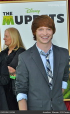 Calum Worthy : calum-worthy-1373824324.jpg