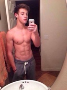 Cameron Dallas : cameron-dallas-1416672582.jpg