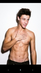 Cameron Dallas : cameron-dallas-1416672608.jpg