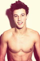 Cameron Dallas : cameron-dallas-1416672613.jpg