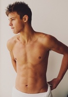 Cameron Dallas : cameron-dallas-1418855365.jpg