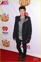 Cameron Dallas : cameron-dallas-1419356114.jpg