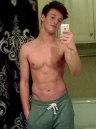 Cameron Dallas : cameron-dallas-1419701376.jpg