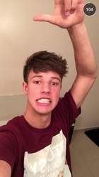 Cameron Dallas : cameron-dallas-1425318301.jpg