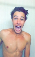 Cameron Dallas : cameron-dallas-1431861841.jpg