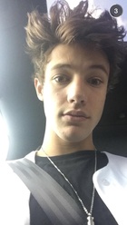 Cameron Dallas : cameron-dallas-1432749601.jpg