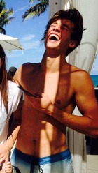 Cameron Dallas : cameron-dallas-1433291401.jpg