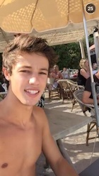 Cameron Dallas : cameron-dallas-1435409101.jpg