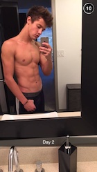 Cameron Dallas : cameron-dallas-1436926201.jpg