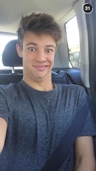 Cameron Dallas : cameron-dallas-1438749721.jpg