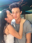 Cameron Dallas : cameron-dallas-1440440701.jpg