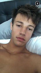 Cameron Dallas : cameron-dallas-1441238401.jpg