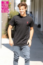 Cameron Dallas : cameron-dallas-1442625601.jpg