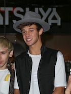 Cameron Dallas : cameron-dallas-1448366401.jpg