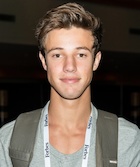 Cameron Dallas : cameron-dallas-1450955881.jpg