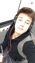 Cameron Dallas : cameron-dallas-1451256481.jpg