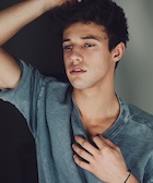 Cameron Dallas : cameron-dallas-1452399121.jpg