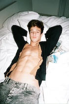 Cameron Dallas : cameron-dallas-1456720201.jpg