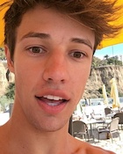 Cameron Dallas : cameron-dallas-1461320641.jpg