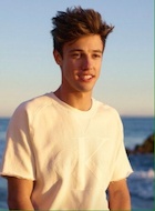 Cameron Dallas : cameron-dallas-1461794761.jpg