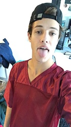 Cameron Dallas : cameron-dallas-1463056921.jpg