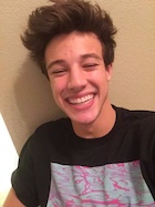 Cameron Dallas : cameron-dallas-1463295241.jpg