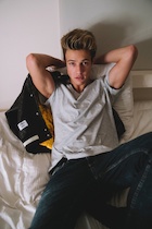 Cameron Dallas : cameron-dallas-1463335201.jpg