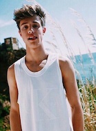 Cameron Dallas : cameron-dallas-1463348521.jpg