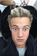 Cameron Dallas : cameron-dallas-1470714481.jpg