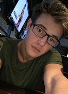 Cameron Dallas : cameron-dallas-1478453041.jpg