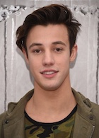 Cameron Dallas : cameron-dallas-1483672321.jpg