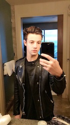 Cameron Dallas : cameron-dallas-1483984081.jpg