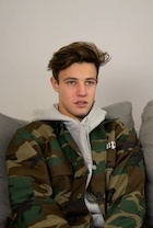 Cameron Dallas : cameron-dallas-1484358481.jpg