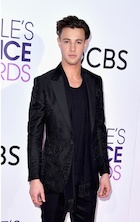 Cameron Dallas : cameron-dallas-1484868601.jpg