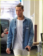 Cameron Dallas : cameron-dallas-1487220121.jpg