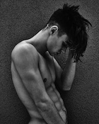 Cameron Dallas : cameron-dallas-1489028041.jpg