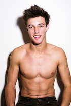 Cameron Dallas : cameron-dallas-1500959991.jpg