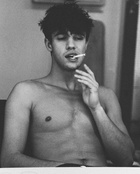 Cameron Dallas : cameron-dallas-1539931203.jpg