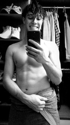 Cameron Dallas : cameron-dallas-1550463841.jpg