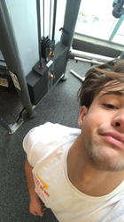 Cameron Dallas : cameron-dallas-1550901362.jpg